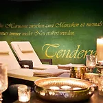 호텔 Romantikhotel Zell Am 4*