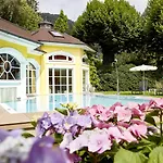 Romantikhotel Zell Am Целль-ам-Зе