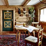 Отель Romantikhotel Zell Am