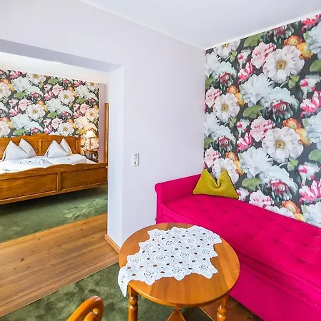 Romantikhotel Zell Am Hotel