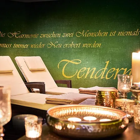 Hotel Romantikhotel Zell Am 4*