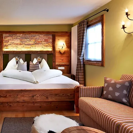 罗曼蒂克泽尔恩西酒店 4* 滨湖采尔