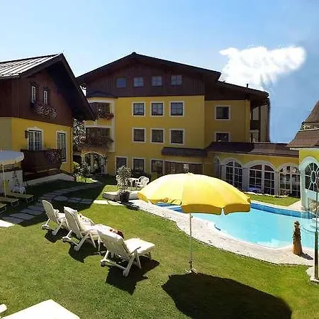 Romantikhotel Zell Am Hotel 4*