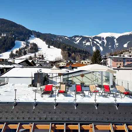 Hotel Romantikhotel Zell Am 4*