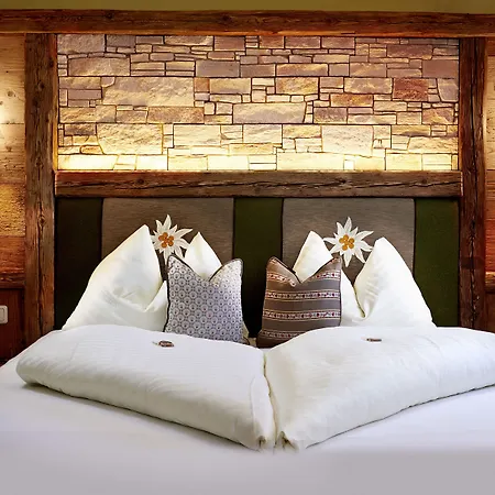 罗曼蒂克泽尔恩西酒店 4*