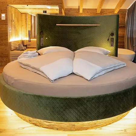 호텔 Romantikhotel Zell Am 4*