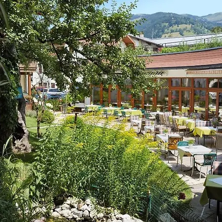 Romantikhotel Zell Am