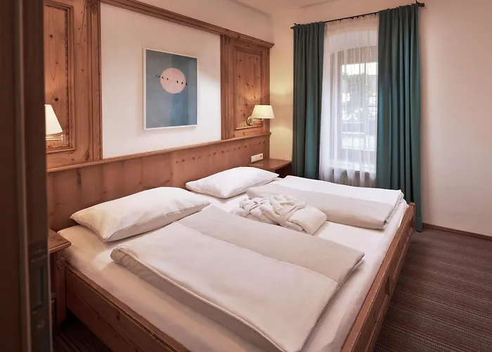 Romantikhotel Zell Am Hotel 4*