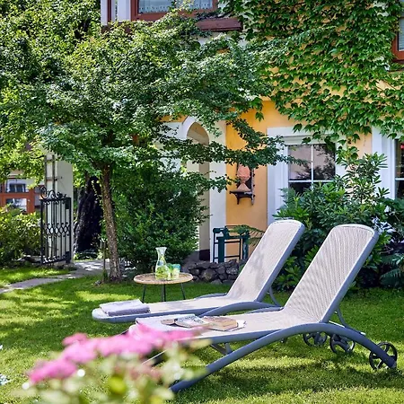 Отель Romantikhotel Zell Am 4*