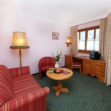 Romantikhotel Zell Am Отель Целль-ам-Зе