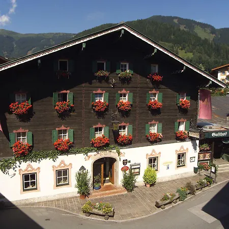 Romantikhotel Zell Am Отель 4*