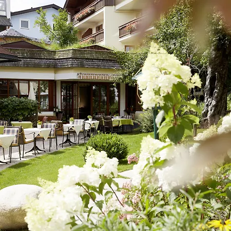 Отель Romantikhotel Zell Am Целль-ам-Зе